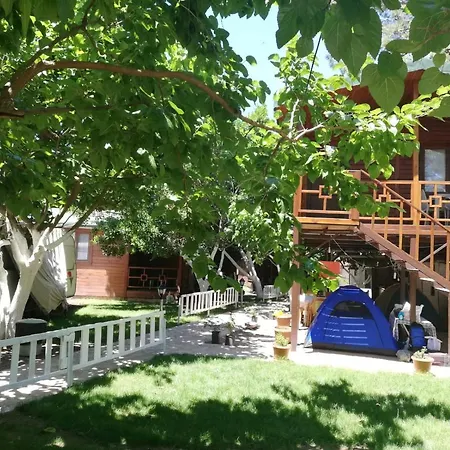 Camping Mustafa Nacakci Landhaus
