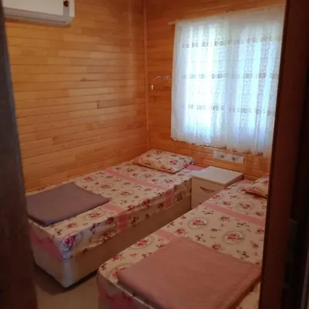 Landhaus Camping Mustafa Nacakci *