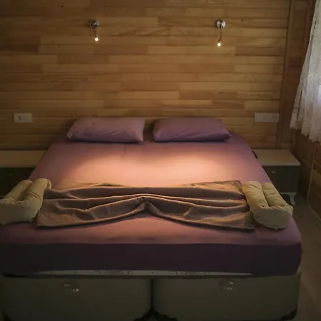 Camping Mustafa Nacakci Landhuis